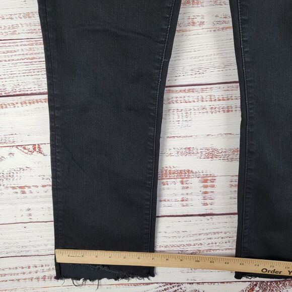 Mother Women's 27 x 26 The Insider Crop Step Fray Jeans Black Not Guilty Boho - Picture 2 of 12